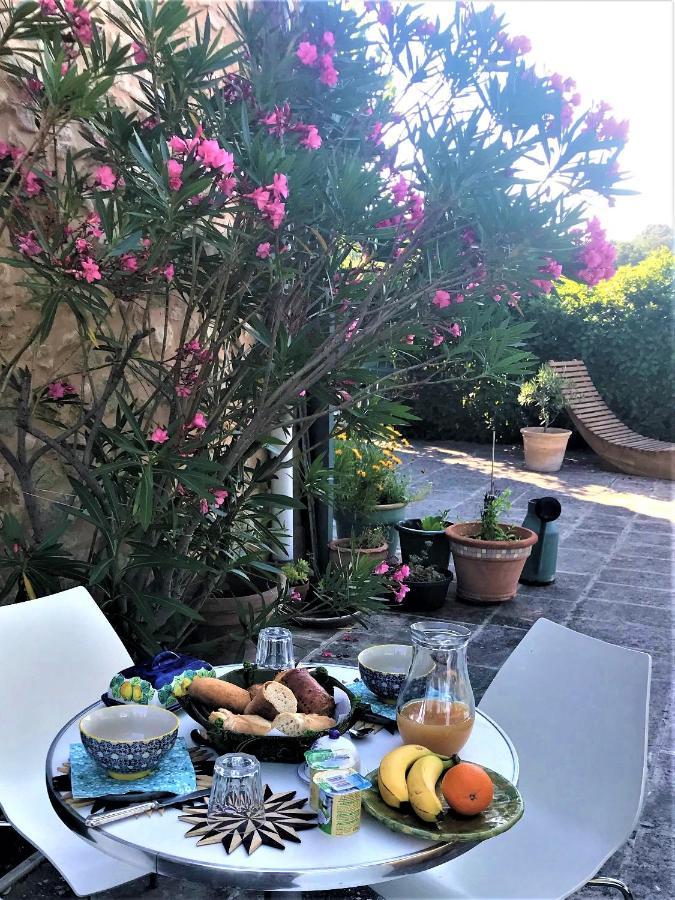 Oustau Du Ventoux Bed & Breakfast Bedoin Exterior photo